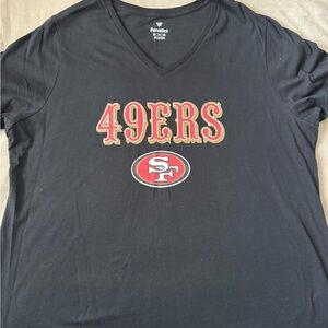 Fanatics women’s Black 49ers V-Neck T-Shirt
